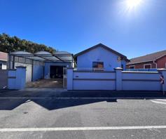 House for sale in Langa