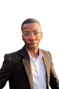Lihle Akios