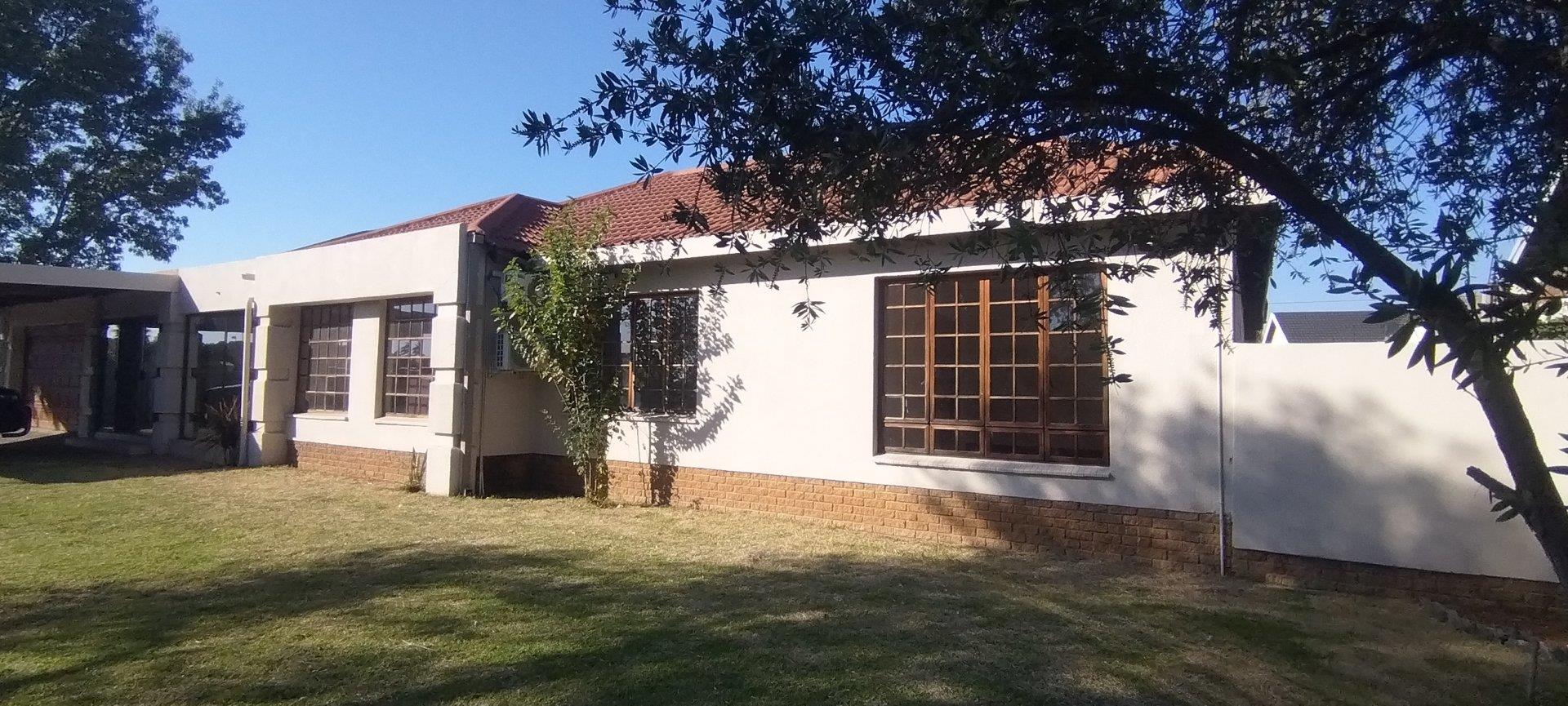3 Bedroom House to rent in Vaalpark P24114374442