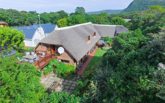 8 Bedroom House for sale in Natures Valley