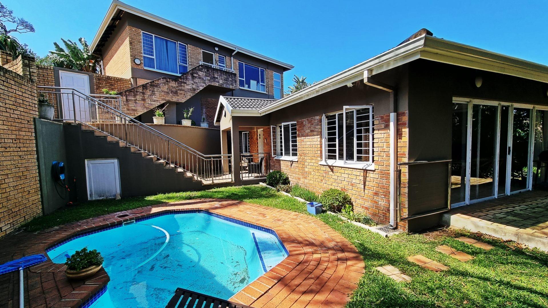 4 Bedroom House for sale in Shelly Beach - P24-114364712