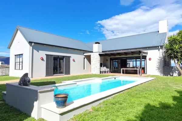 Discover a slice of coastal paradise in this luxury two-bedroom home situated within the prestigious Benguela Cove Lagoon Estate. ...