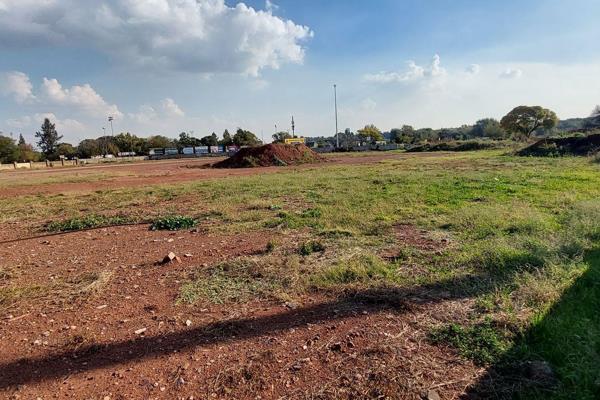 This prime vacant stand in Three Rivers is situated in a sought-after location, presenting an exceptional opportunity for development. ...