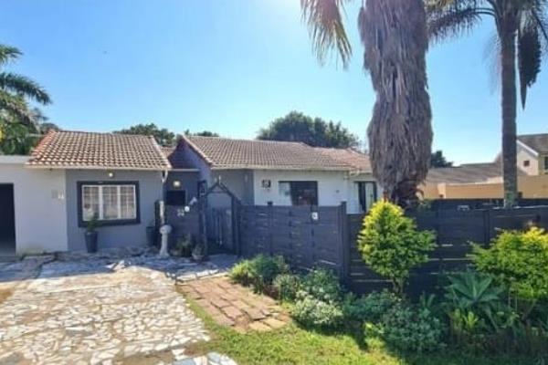 Come and view this gem tucked away in a quiet area of Beacon bay.

This family home consist of 4 bedrooms, 3 bathroom and offers an ...