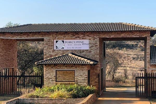 Welcome to Vaaloewer&#39;s newly developed area nestled along the scenic banks of the Vaal River. This exclusive enclave boasts ...