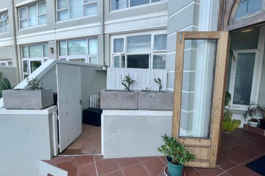 1 Bedroom Apartment / Flat for sale in Muizenberg