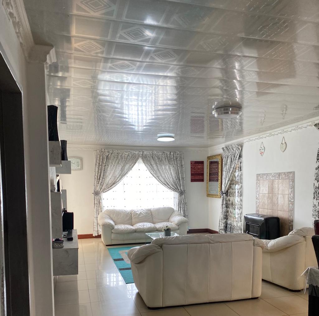 3 Bedroom House for sale in Lenasia Ext 8 P24111415683