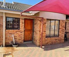 House for sale in Bloemside 2