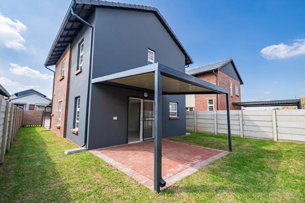 3 bedrooms 2.5 bathrooms single storey house in parkdene

The house is a single storey with 3 bedrooms, 2.5 bathrooms, in the heart ...