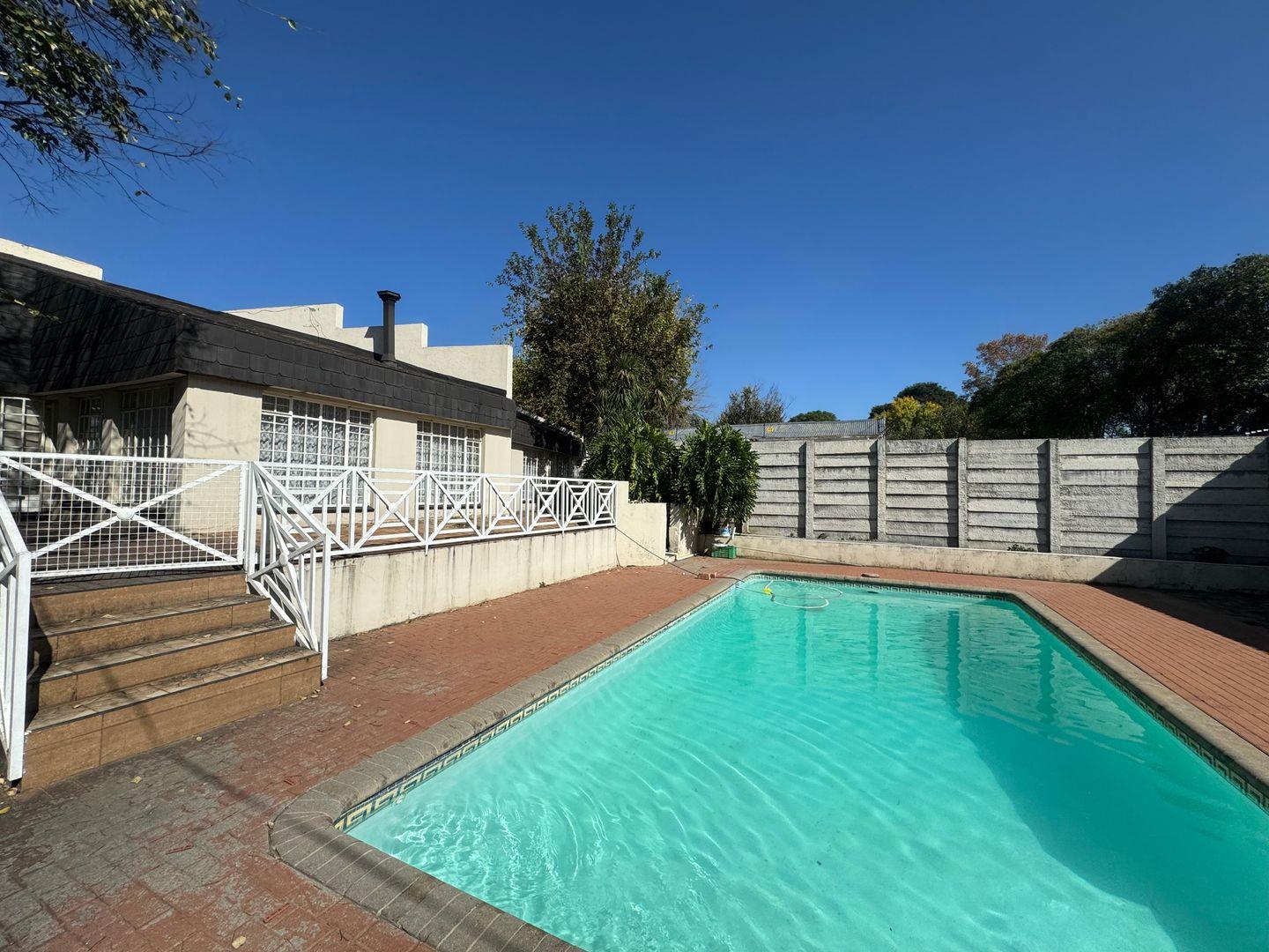 Parkhill Gardens Property Property and houses to rent in Parkhill Gardens