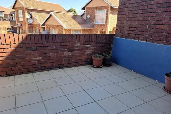 1-Bedroom Apartment in Edleen, Kempton Park

Welcome to your new home or investment opportunity! This cozy 1-bedroom flat, situated ...