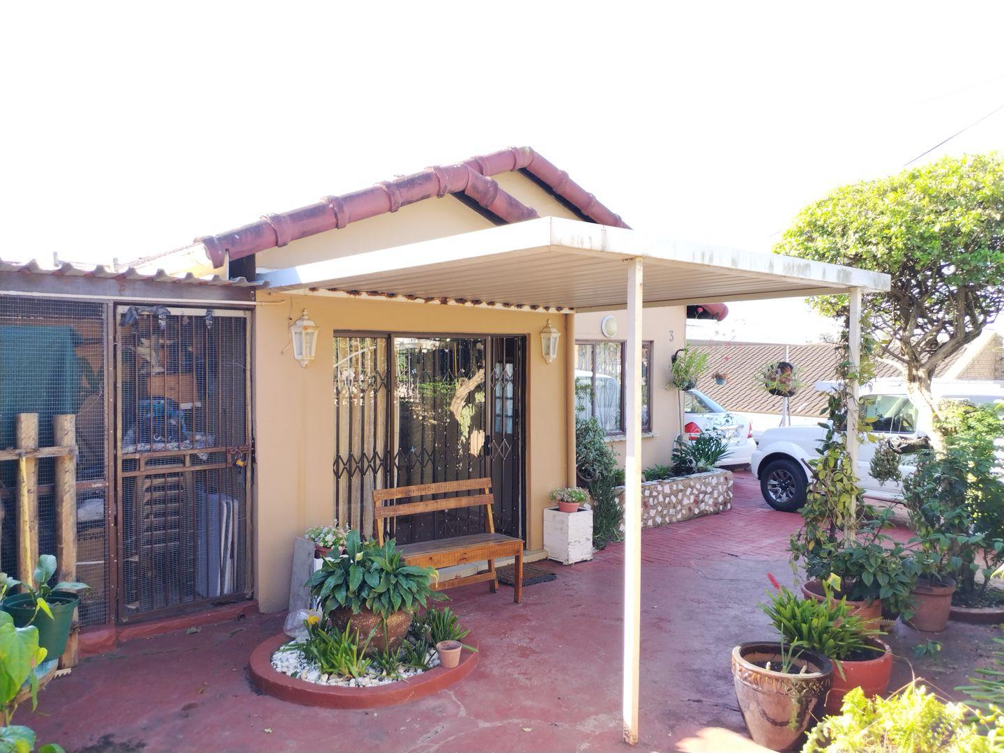 3 Bedroom House for sale in Woodview P24114394300