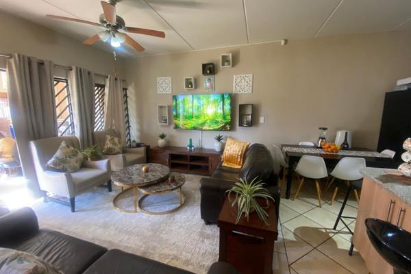 Located down President Brand Road this home is well located to local schools such as St. Dunstan’s College and Benoni High as well as ...