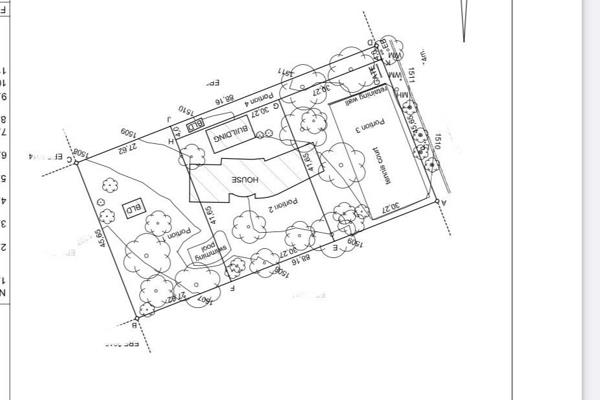 4000 square meter development site
Subdivision and zoning approved for 3 stands 
3 stands each of 1261 square meters
Build your ...