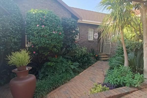 No Levies and No Load shedding!!!!!

This full title house is perfect for down scaling, retirement or first time buyers.

Has an ...