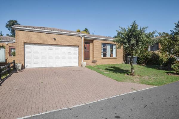 Asking Price R2 449 000
Seller will consider offers from R2 395 000

Discover this ...