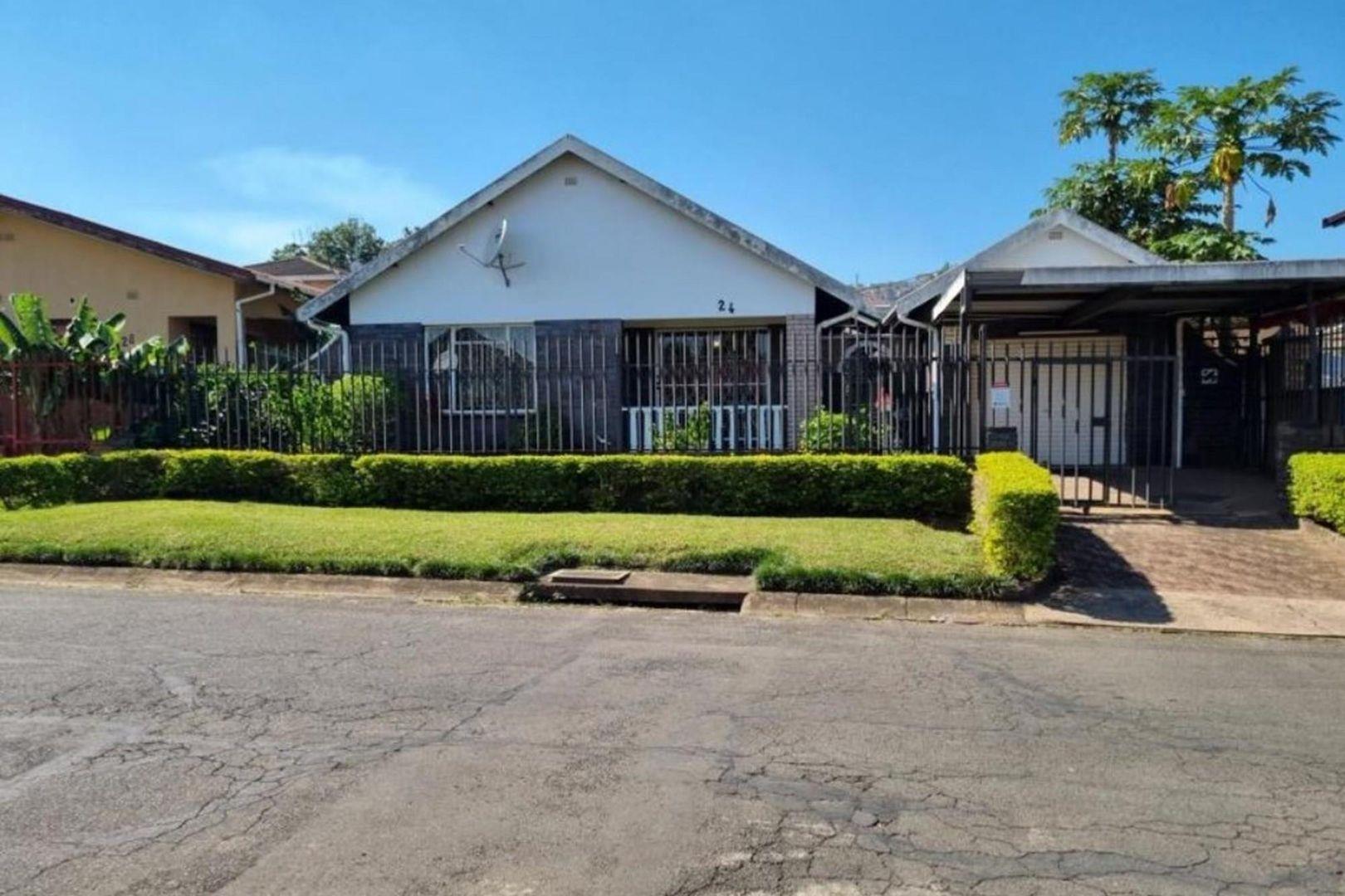 3 Bedroom House for sale in Raisethorpe P24114400620