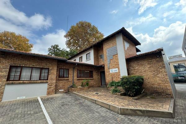 Discover this exceptional 328m2 office space at 3 Fifth Avenue, Edenburg. Priced at ...