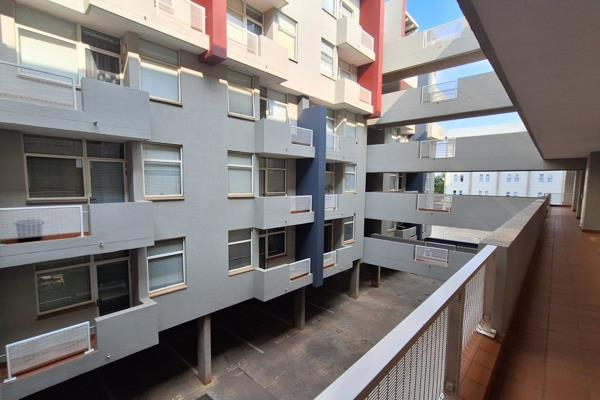 Securely situated in the Unilofts building opposite of the entrance of Tukkies!
This 2 Bedroom unit is fully furnished and have the ...