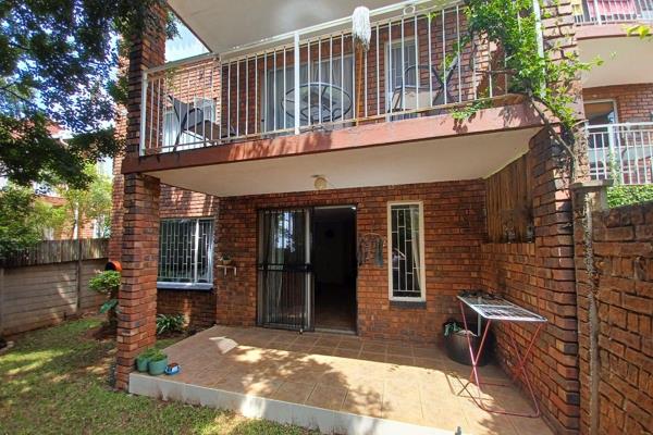 Discover this charming two-bedroom ground floor unit on Rubenstein Street in Moreleta Park, nestled at the rear of the complex for a ...