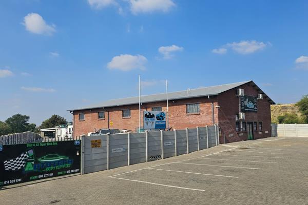 COMMERCIAL PROPERTY FOR SALE IN WATERVAL EAST
Excellent Property Investment
Commercial / Light Industrial Property

Modern ...