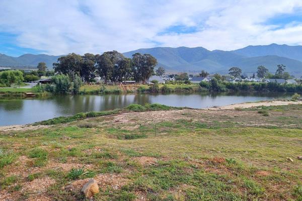 Build your dream home overlooking the Breede River. 

That sounds like an enticing ...