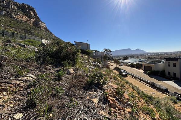 Vacant Land For Sale in Secure Estate

Situated at the top of beautiful Klein Welgemeend Estate with panoramic views, this piece of ...