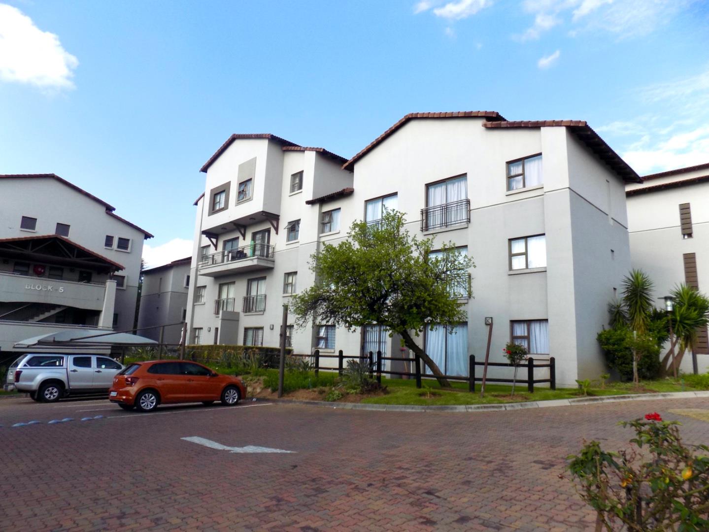 1 Bedroom Apartment / flat for sale in Sunninghill 31 Leeuwkop Road