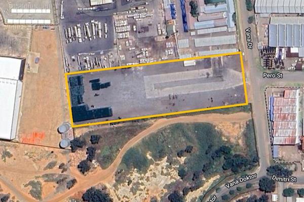 This expansive truck yard offers a substantial 13,504m&#178; space, available from ...