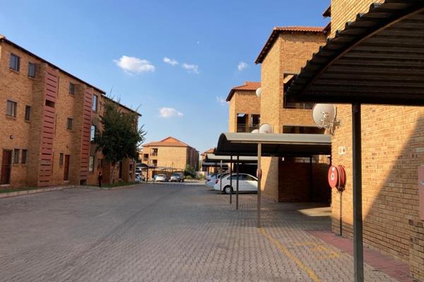 FOR SALE in Ashanti Villas  and ndash; 2 bedrooms and 1 family bathroom.
Welcome to this ...