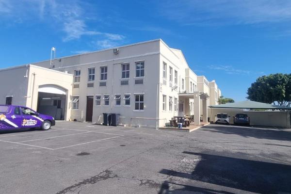 Located on a prime corner of Manhattan Street, this warehouse property offers ...