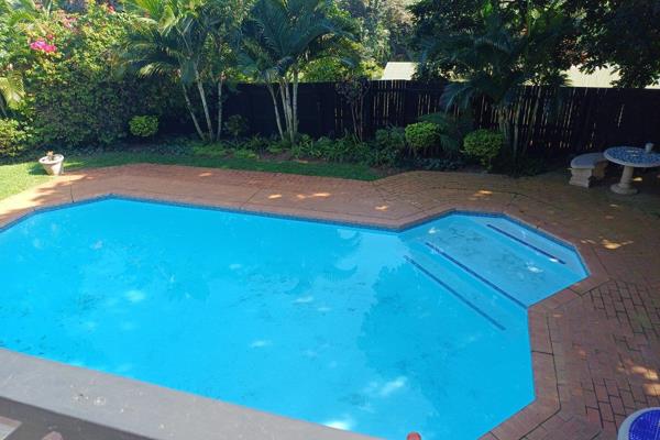 This delightful 2 bedroom apartment is situated on the no load shedding zone in Ballito. The complex has a swimming  pool and a ...