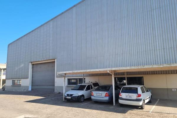 Large Industrial Factory/Warehouse for Lease in Shakas Head - 1,048m&#178;

Elevate your business operations with this expansive ...