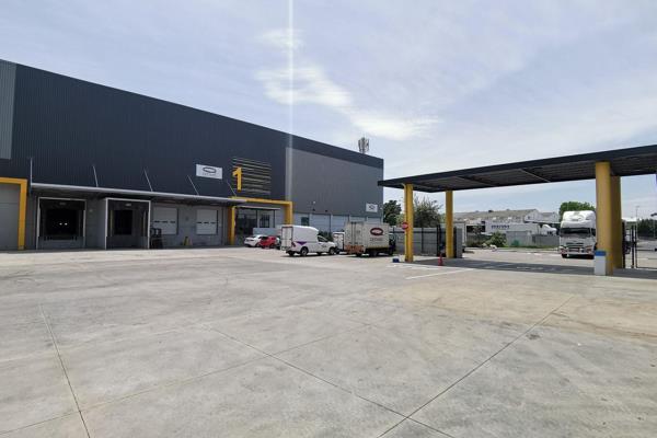 3 213m2 Warehouse / Factory TO LET in Secure Park in Airport Industria, Cape Town.

Unit ...