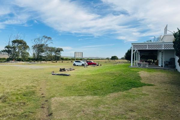 This 7-hectare farm is situated next to the N2 highway between Mossel Bay and Herbertsdale. Boasting a successful restaurant preparing ...