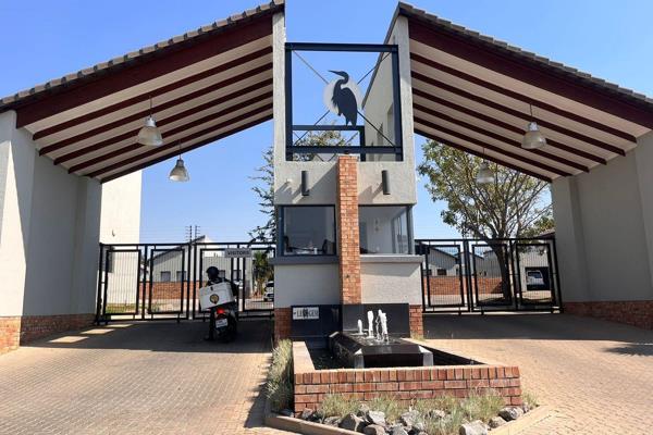 Modern 4-Bedroom Townhouse in Midrand

Discover the perfect blend of comfort, security ...