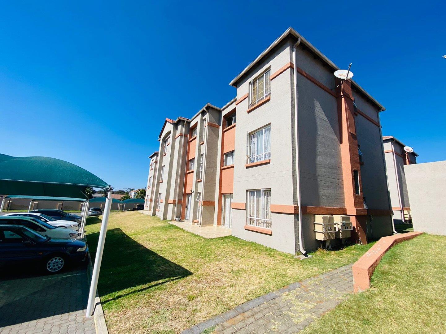 2 Bedroom Apartment / flat for sale in Ormonde View P24114435828