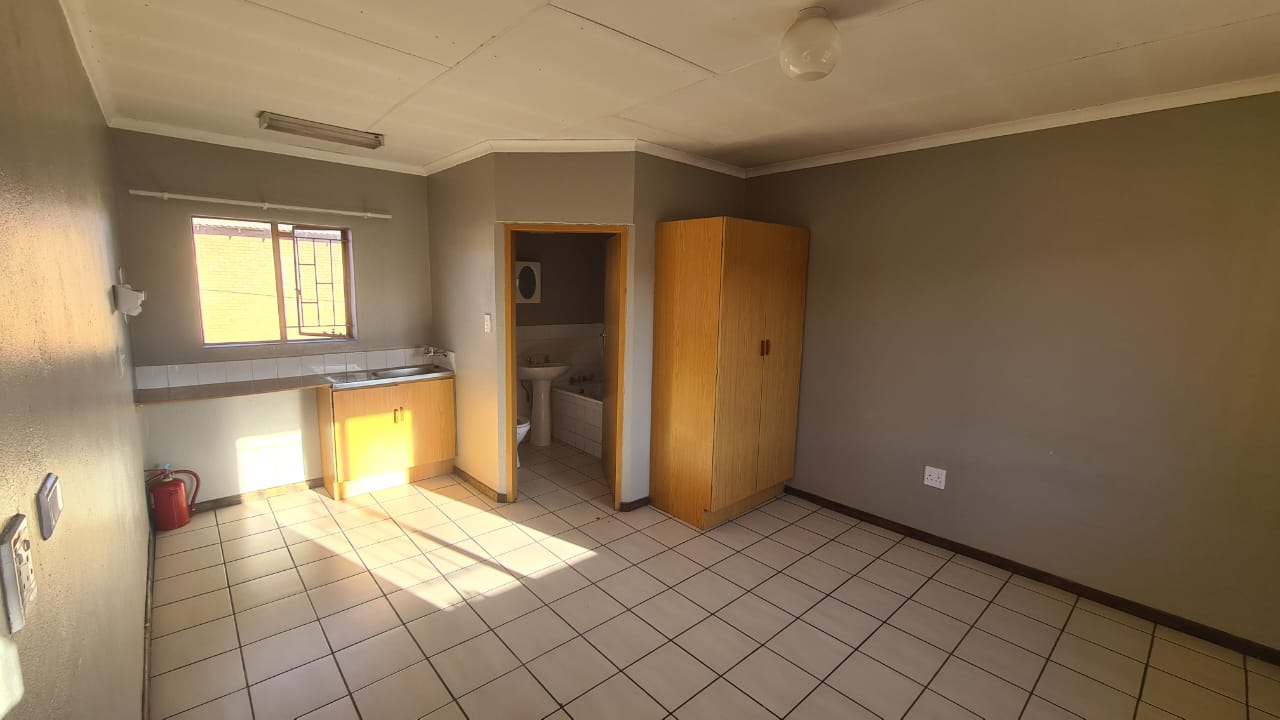 Listing number: P24-117179912, Image number: 1