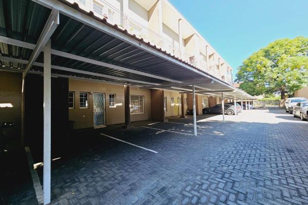 Discover the charm of this delightful 2-bedroom apartment located in the heart of Central Potchefstroom, nestled within a highly secure ...