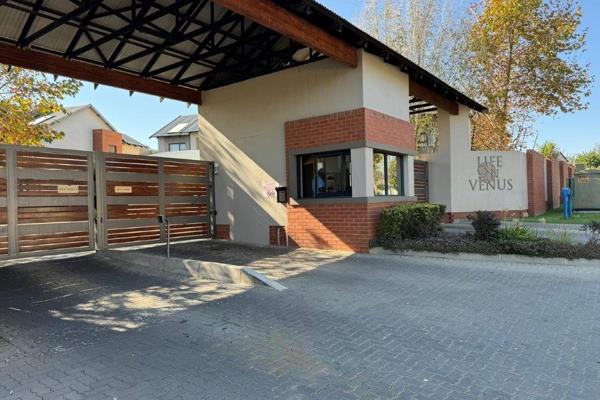 This 1st floor apartment is situated in Boksburg, offering a luxury space to unwind ...