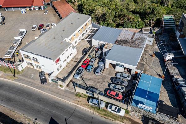 Situated in the dynamic industrial district of Brylean, this property offers a prime investment opportunity. It boasts a spacious ...