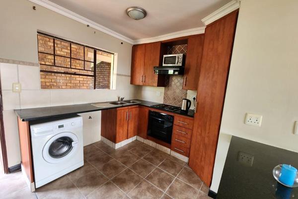 Discover an Unmatched Value in Magalieskruin, Pretoria!
Introducing a charming 2-bedroom apartment nestled in the sought-after suburb ...