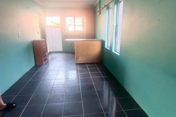 Charming 1 Bedroom Cottage in Merebank Central**

Escape to this delightful, neat, and tidy 1 bedroom granny cottage in the heart of ...