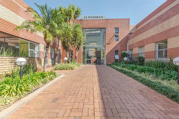 Office Space for Rent in Rivonia, Johannesburg


Location:


- 200sqm office space in the heart of Rivonia ...