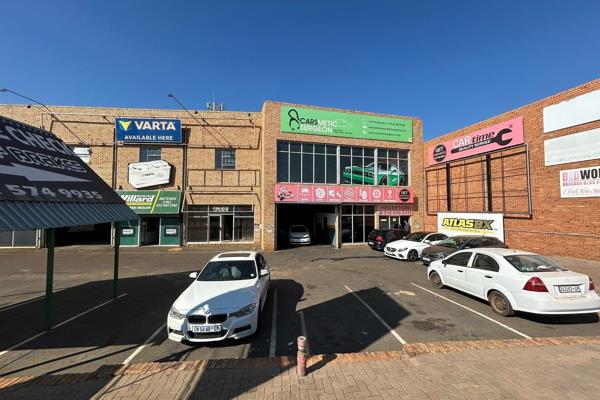 This well-positioned mini warehouse in Centurion offers an excellent opportunity for ...