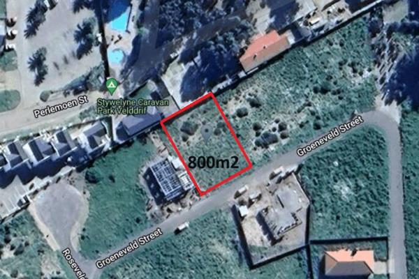 Prime 800m2 Vacant Land in Skippershoek, Laaiplek.
Nestled in the heart of the tranquil coastal village of Laaiplek, this prime 800m ...