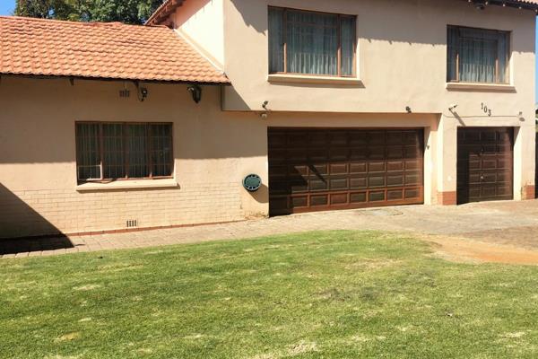 BUSY PRETORIA ROAD, RYNFIELD - BENONI

Becoming the Business Hub in Rynfield.

This spacious property is on 1983sqm of land, comprising ...