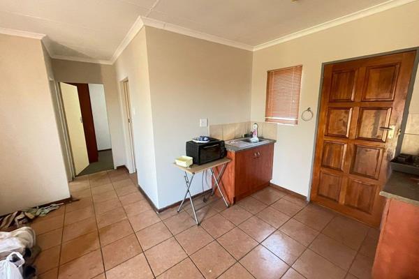 This 2-bedroom house is in Tuscan Village, Masada, Bronkhorstspruit conveniently close to town and a range of schools from pre-primary ...