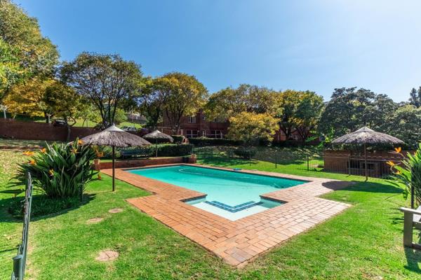 Welcome to this modern, charming 2-bedroom apartment is located within the sought-after neighborhood of Northcliff. This apartment ...