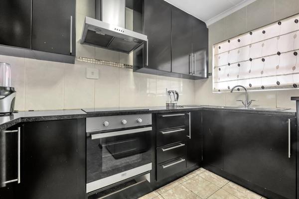 Well Maintained, Ready to move in Apartment

NO TRANSFER DUTY


This unit is fully tiled with 2 Bedrooms, a bathroom with a bath, and a ...